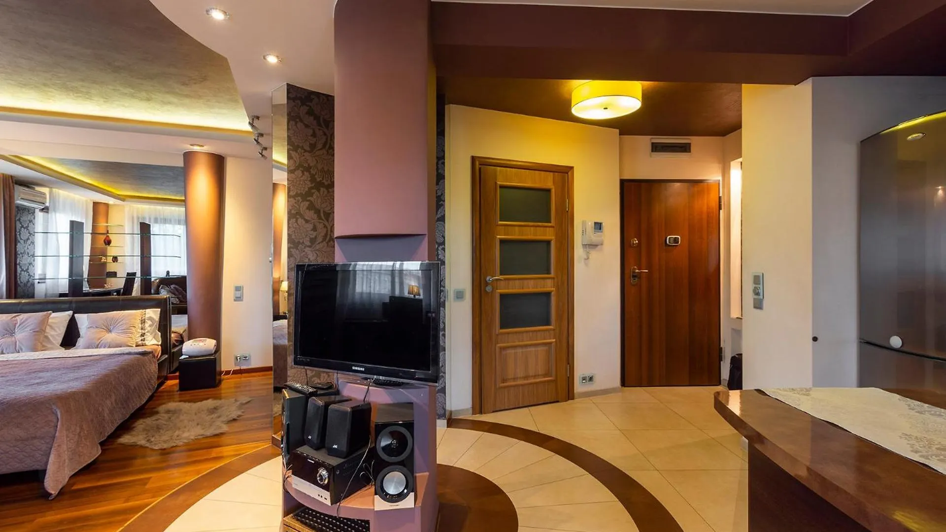 شقة Apartament Rondo Verona - Free, Secure Parking For Guests فروتسواف